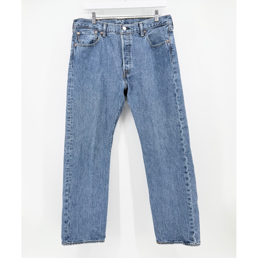 Levi's Men's 501 Original Fit Jeans 35x30 Blue Medium Wash Expanded Back Patch - Picture 2 of 11